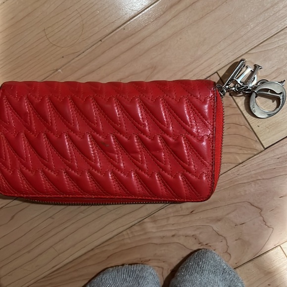 Christian Dior Wallet - Picture 4 of 4